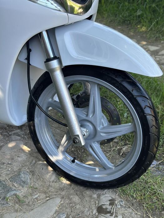 Скутер Honda sh 150