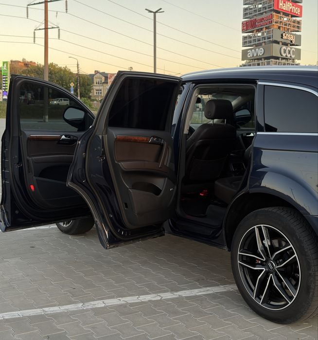 Audi Q7 2014 рік