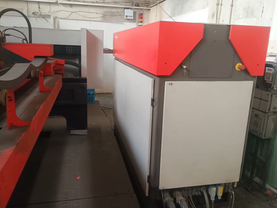 CNC Laser Bystronic ByStar 4020 CO2 CO 2 ciecie blach