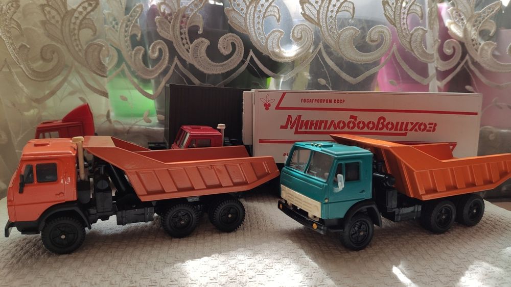 Моделі 1:43 колекційні КАМАЗ