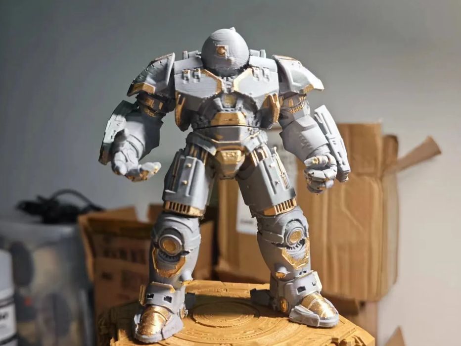 Armadura BB-8 Estilo Hulkbuster