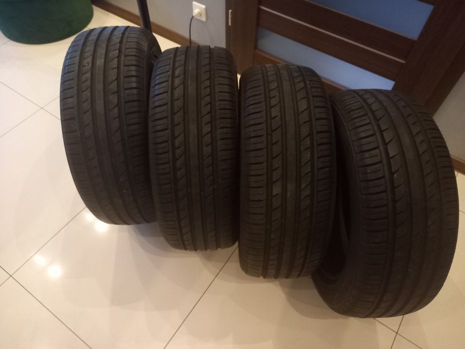 Opony Letnie Goodride  215/55/17 98W SA37 XL