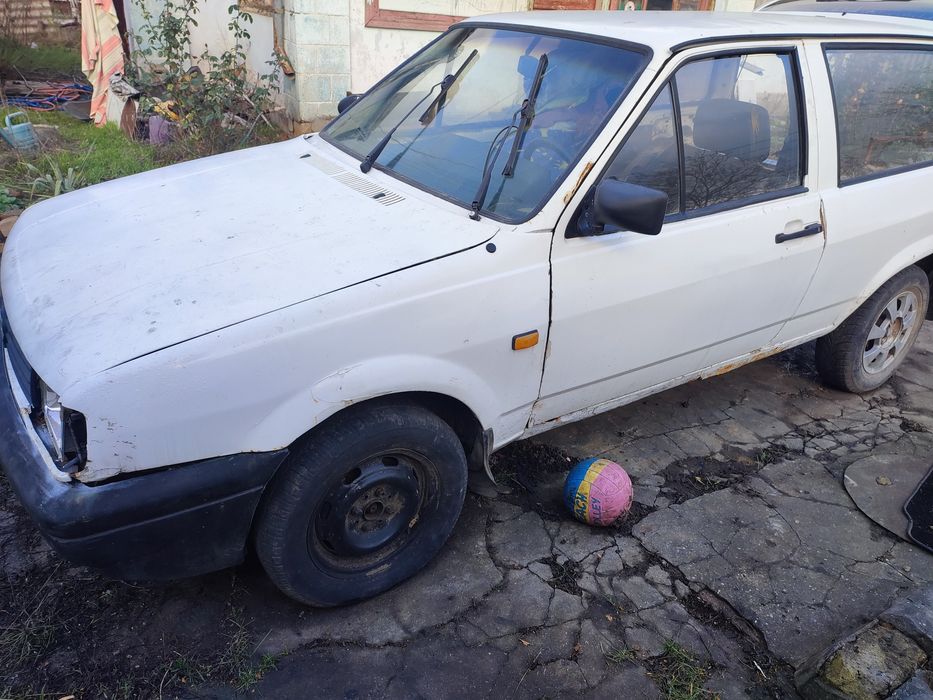 Volkswagen Polo читайте описание