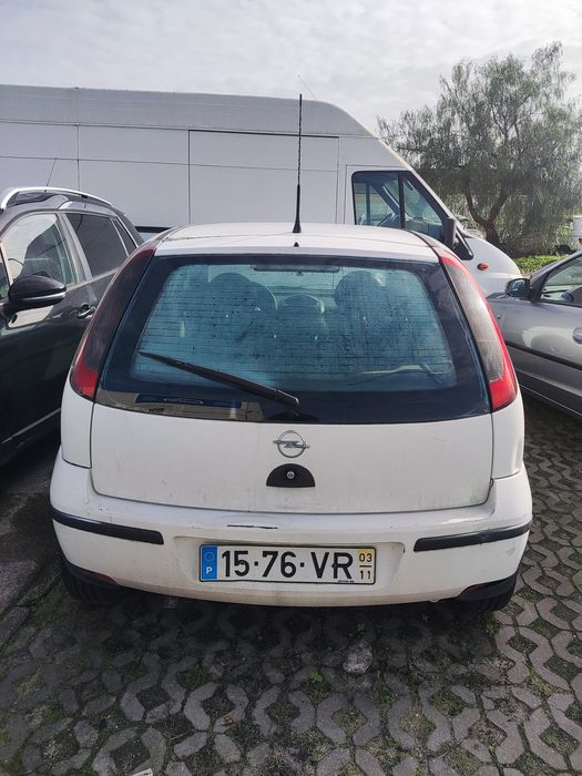 Opel Corsa C 2003 with Air Conditioning