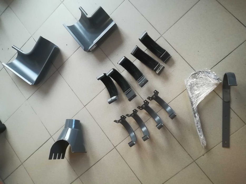 Rynny StalGam GAMRAT rynny-haki-łączniki RAL7024 dobre ceny