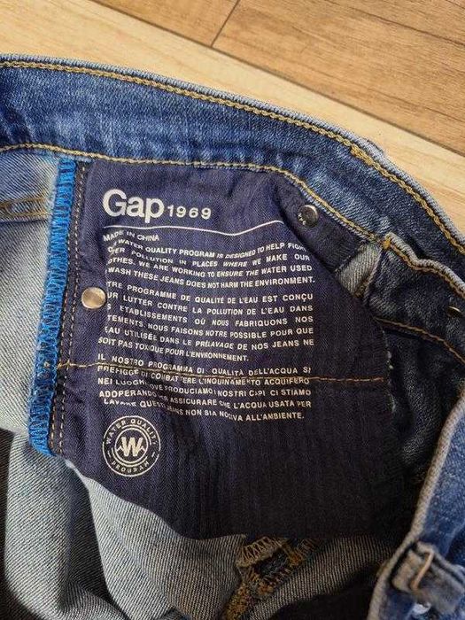 Джинси жіночі GAP authentic real straight, розмір 26