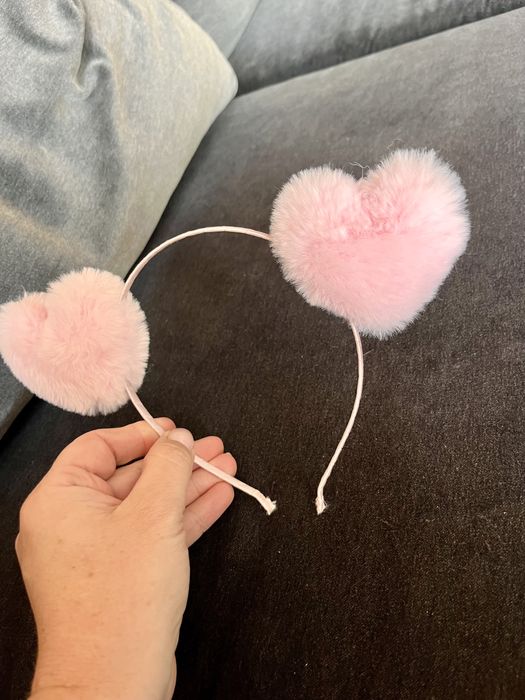 Opaska , serduszka , różowa