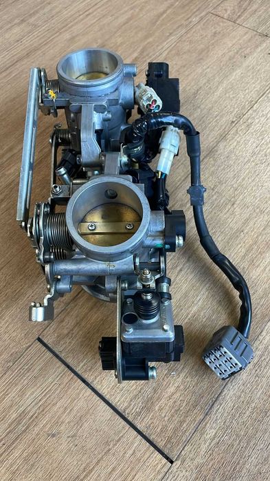 MOTOR RAMPA INJECÇÃO COMPLETA KTM 990 LC8 SUPER DUKE 2005