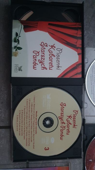 Zestaw płyt CD VCD DVD Brathanki/Kabatetu Starszych Panów Casino Kolęd