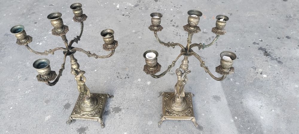 2x candelabros  com mulher