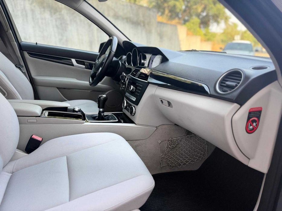 MERCEDES - BENZ C 220 CDI