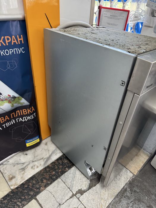 Посудомийна машина Miele 45 см