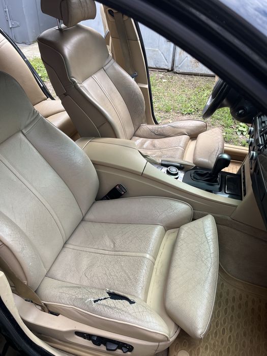 Продаю BMW E60 2003