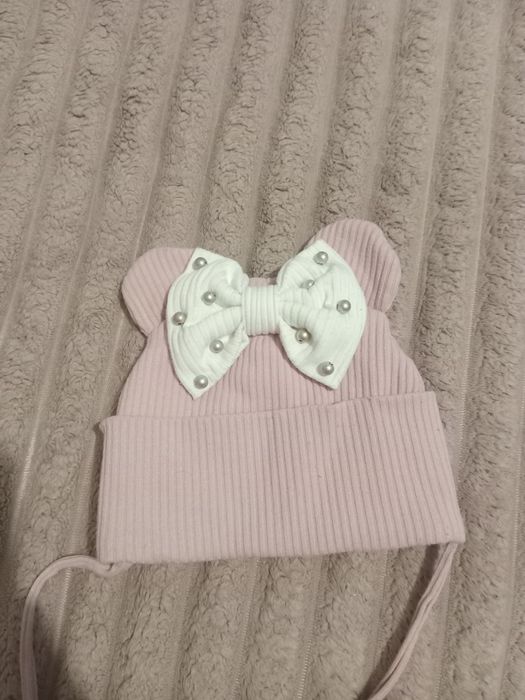 Шапки для дівчинки від 6 до 12 місяців