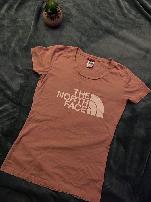 Фудболка від The North Face