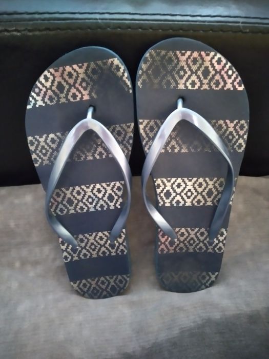 Віддам в'єтнамки