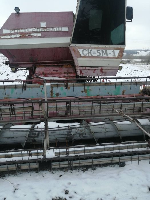 Продам Комбайн Нива