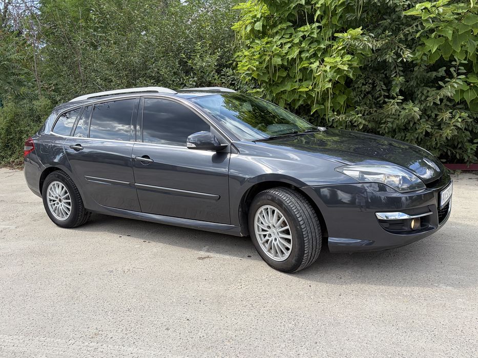 Автопродаж Renault Laguna