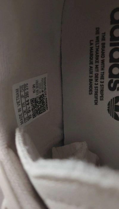 Sapatilhas adidas ozweego