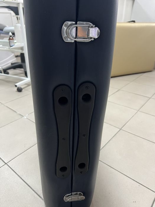 Продаеться масажний стіл