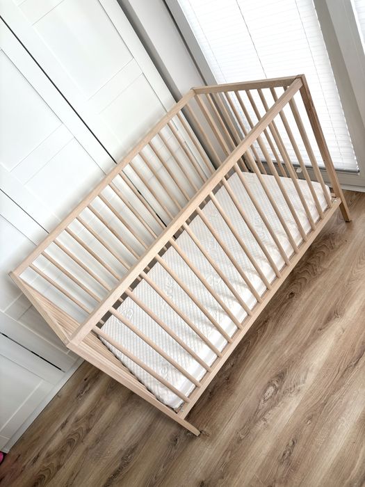 Łóżeczko niemowlęce Ikea Sniglar + dodatki