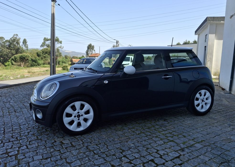Mini Cooper D 1.6486786604739471362