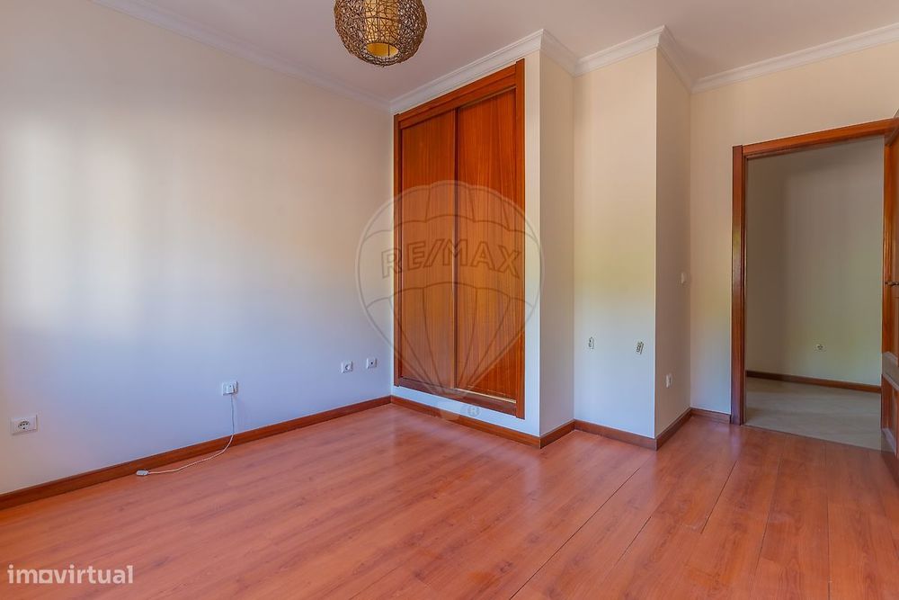 Apartamento T1 para arrendamento