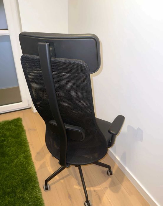 Cadeira de escritório giratória com braços - IKEA JÄRVFJÄLLET