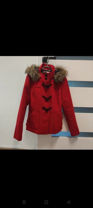 Płaszcz z odpinanym kapturem