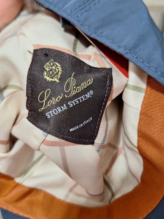 Loro  piana czapka  z  daszkiem