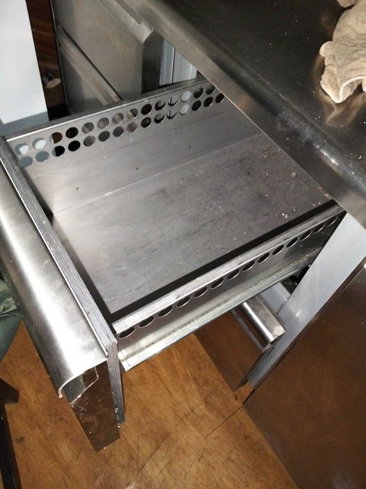 Frigorífico Industrial 233 cm - Pouco Usado - 5 Gavetas e 2 Portas