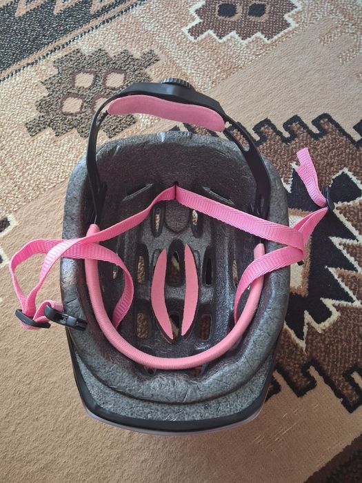 Sprzedam kas rowerowy dla dziewczynki