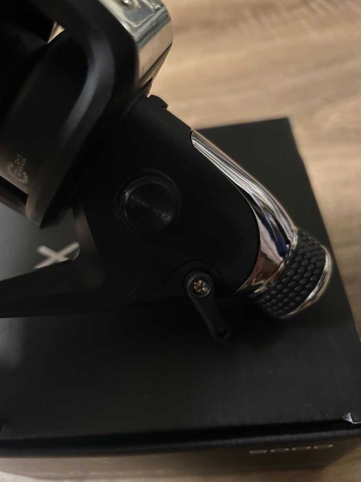 Карповая катушка с байтанером 5000