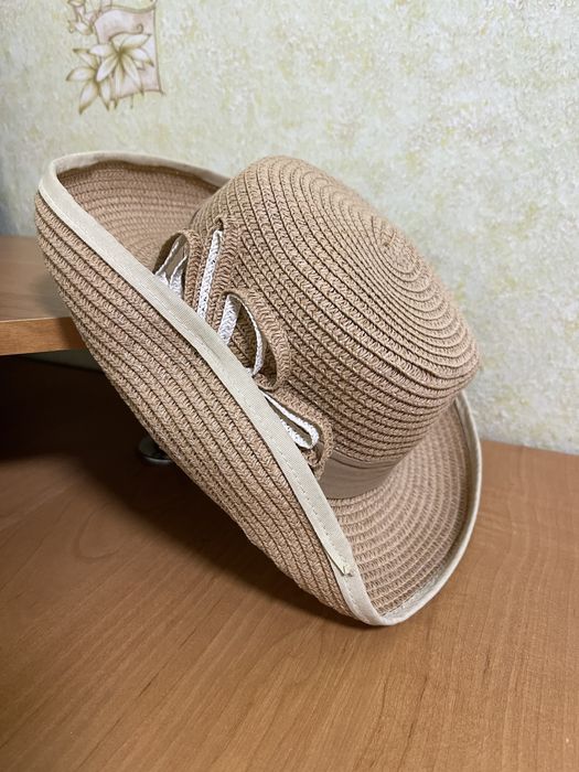 Літній капелюх