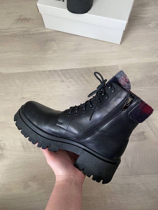 Шкіряні Черевики