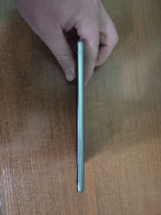 Продам OnePlus 9R 5G 12/256