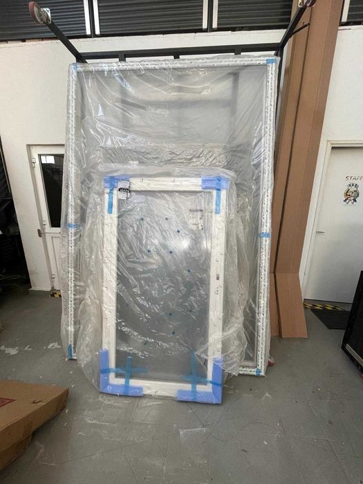 Janela PVC medidas A1745mm x L2620mm
