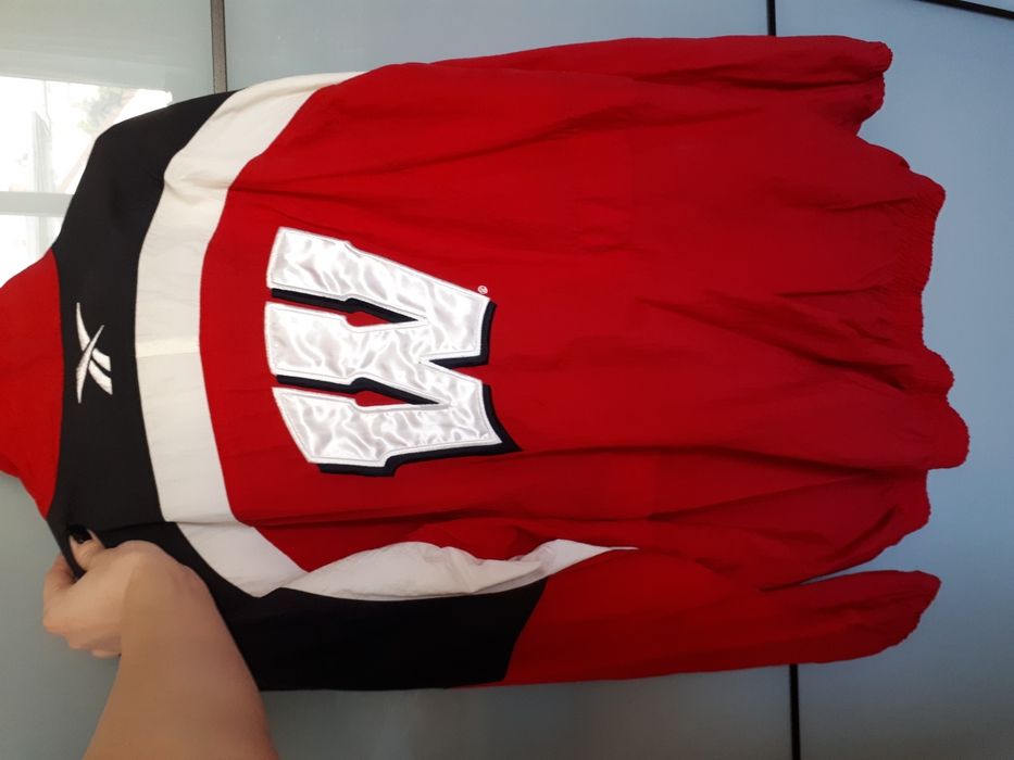 Kurtka reebok                          .