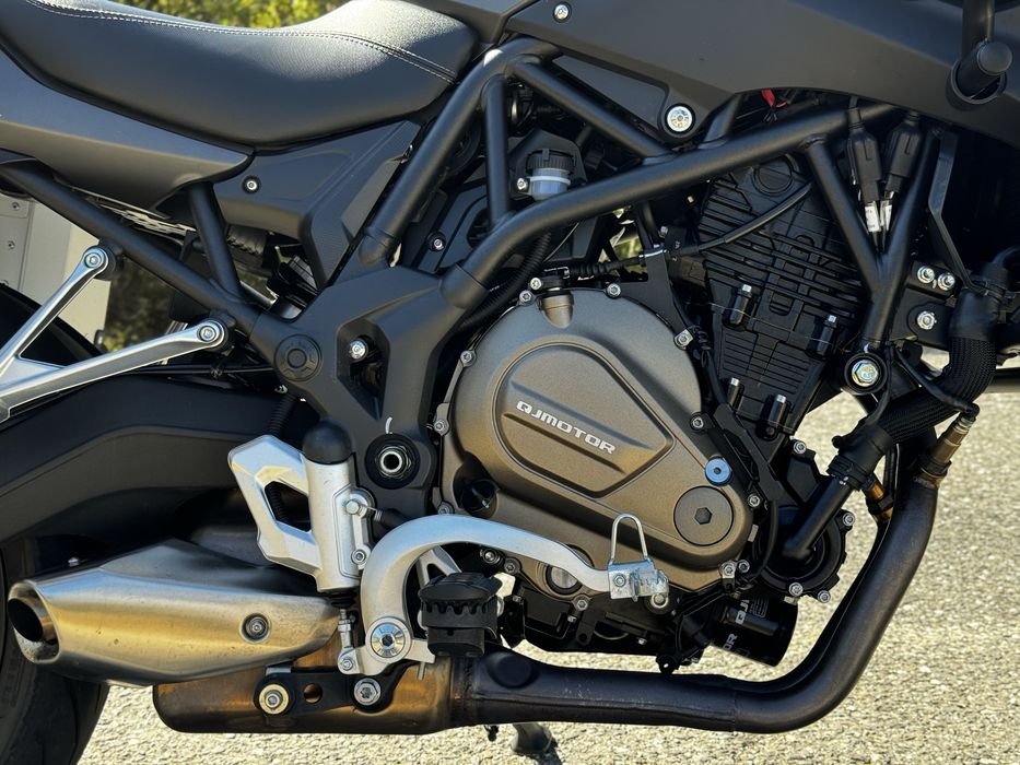 QJMotor SRT 700 | 01/24 | 4 anos garantia