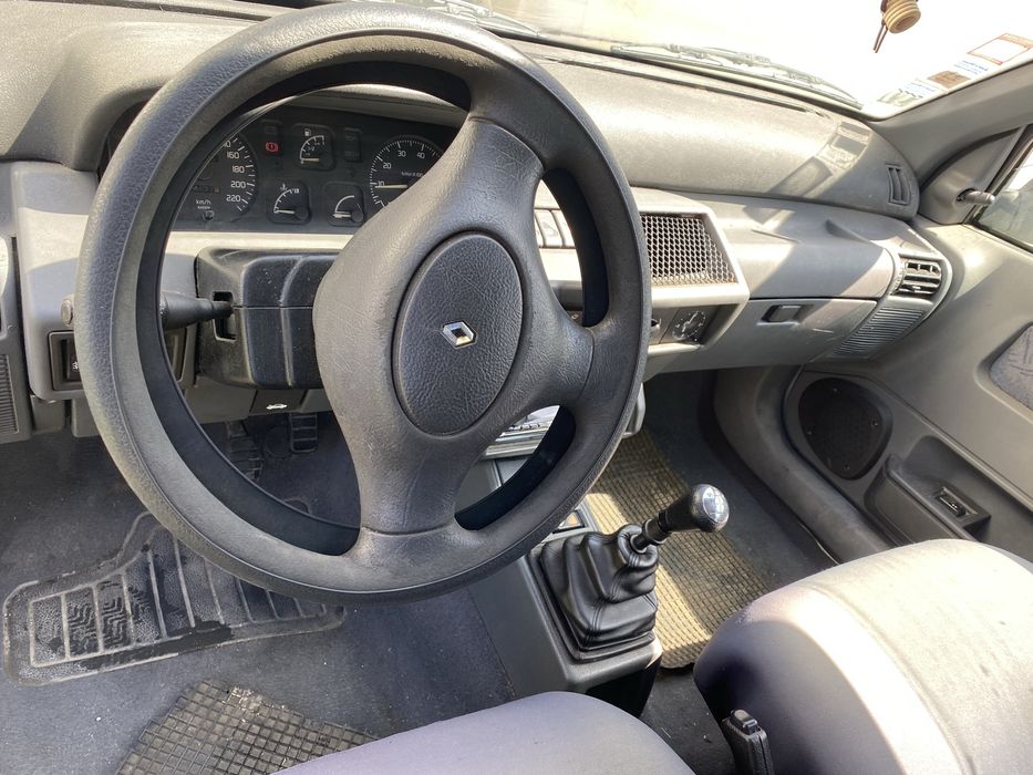 Renault Clio I Hatchbach 1.2 16V Gasolina