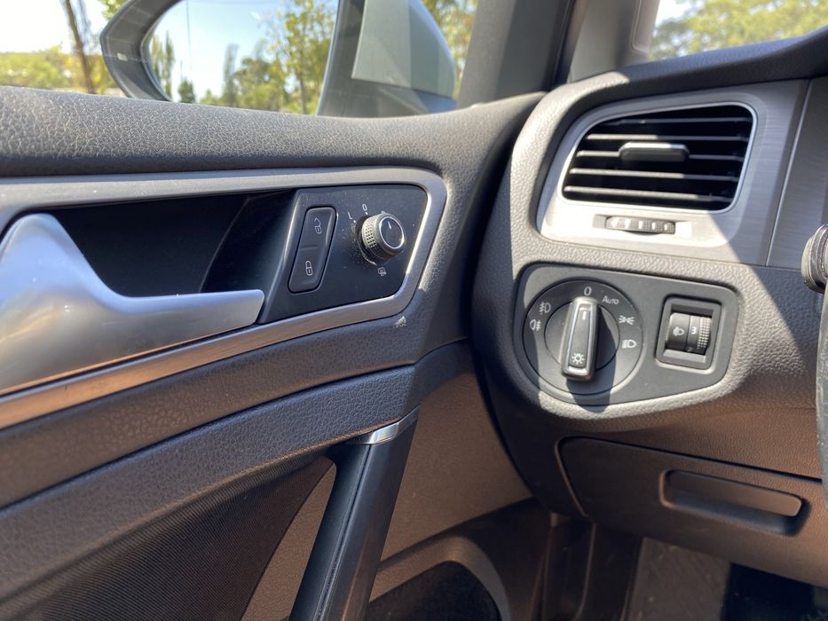 VW Golf Variant 1.6 TDI 110cv Nacional + Garantia