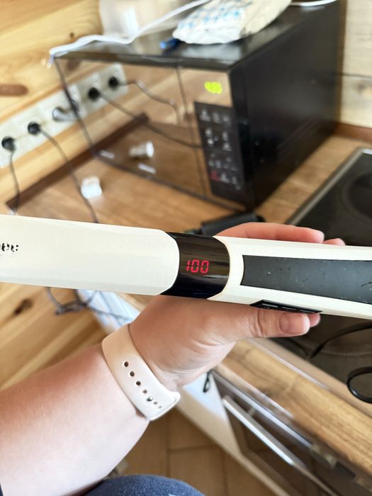 Плойка для волосся Elbee E-14320 для вирівнювання з LED дисплеєм