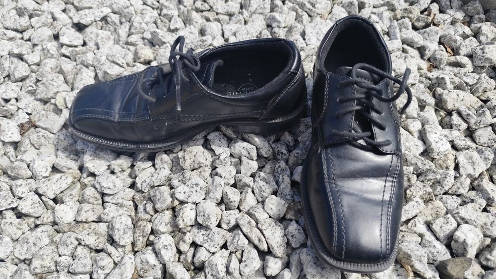 Buty eleganckie 32