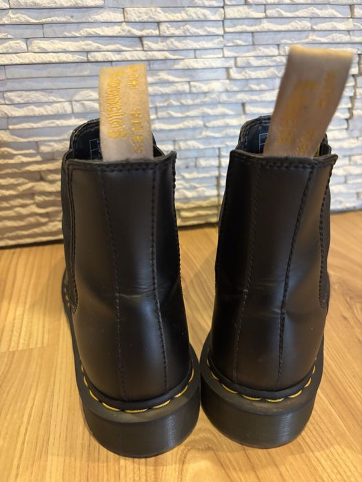 Buty Dr Martens Vegan 2976 roz. 40