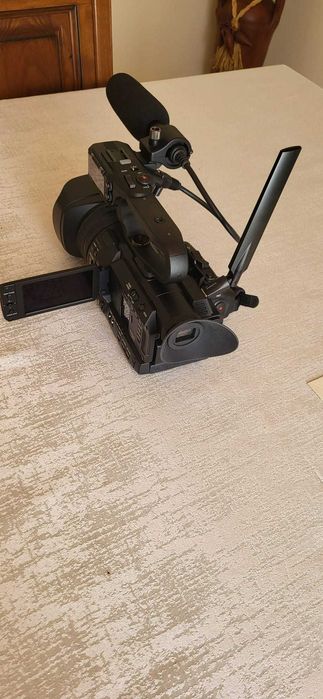 JVC GY-HM250E 4K Video Camera for LIVE Streaming64729768256770124