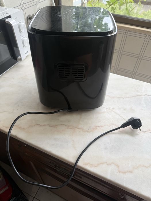 Fritadeira sem Óleo AirFryer Jocca 2720 5L - Preto