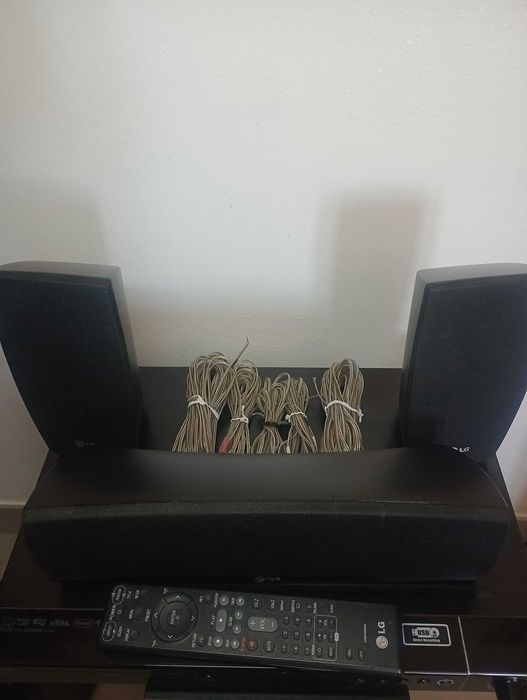 Home Cinema LG HT554 5.1 – Amplificador vendido, Colunas disponíveis!