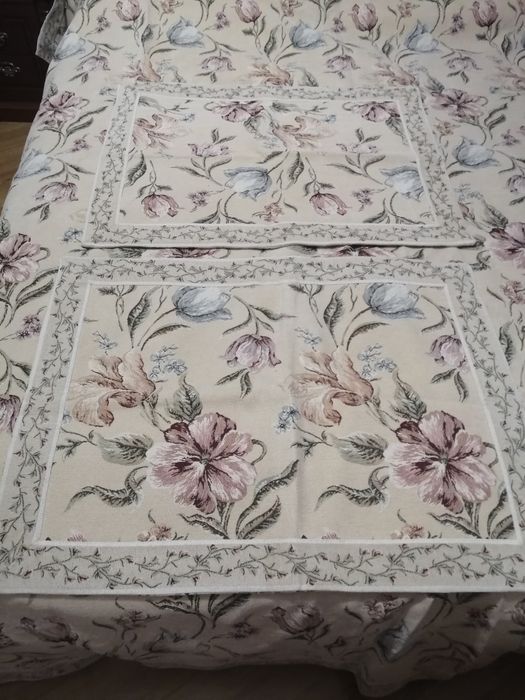 Покрывало на кровать гобеленовое