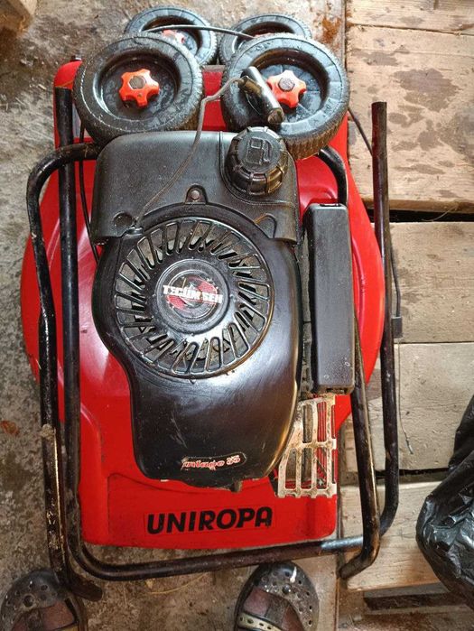 Газонокосарка  німецького виробництва