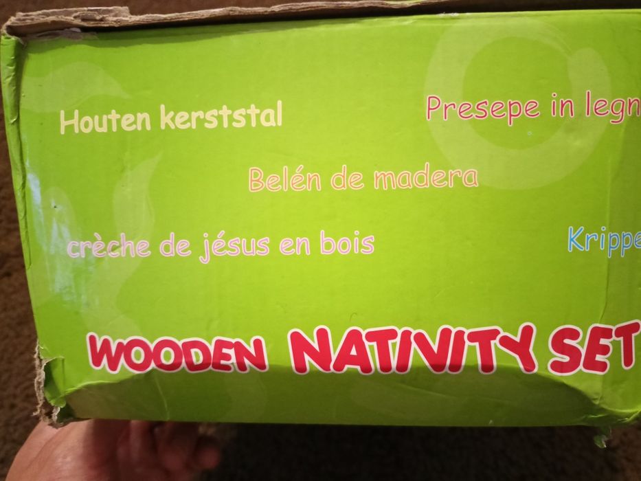 Szopka bożonarodzeniowa drewniana z drewna dla dzieci